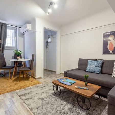 Central Apartment In The Heart Of Historic Center Athen Eksteriør bilde